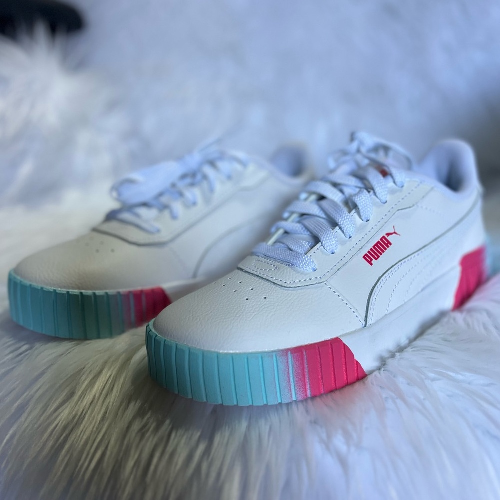 New in a box Carina 2.0 Fade JR
Lwhite-puma white-sunset pink - Picture 7 of 12